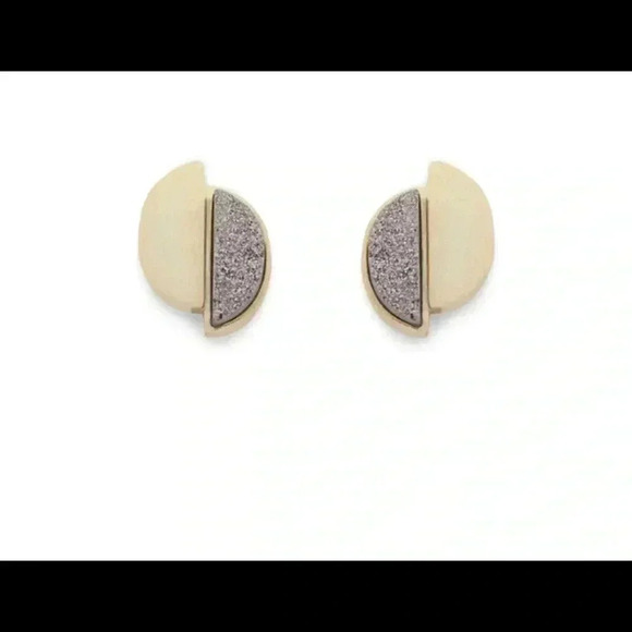 Ava Rose Gold Studs- Like New! - Picture 2 of 3